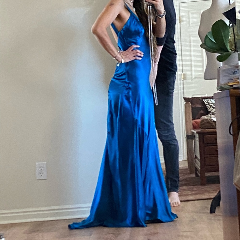 Adrianna Papell beautiful Blue Dress đź‘—